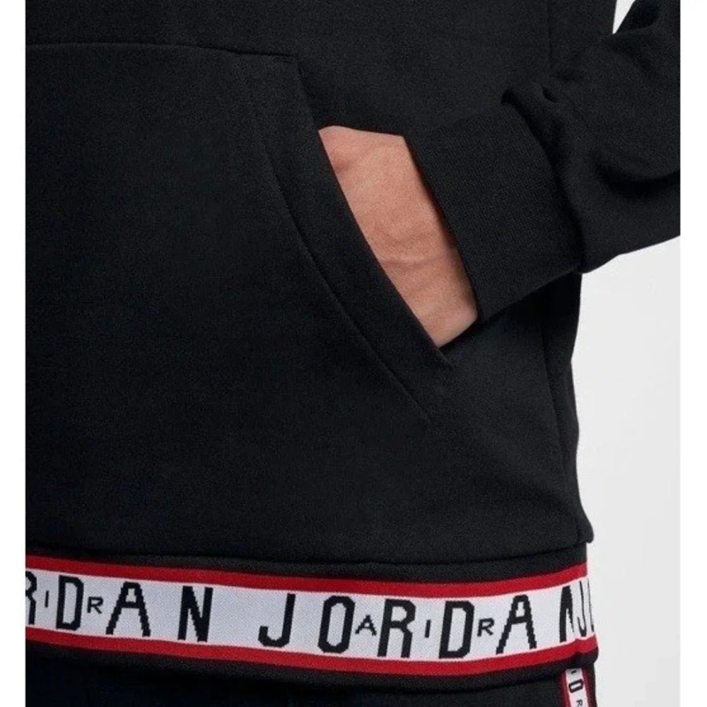 Mens AIR Jordan Sport Dri-FIT Pullover Hoodie Black/White Size M AR2252-010 NICE